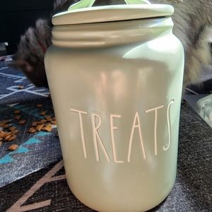 Rae Dunn treats container